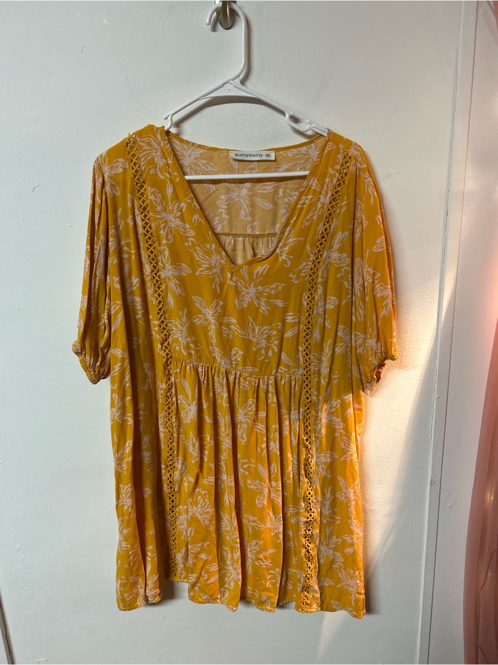 Rusttydustty 0XL Mustard Yellow Floral Boho Crochet Babydoll Tunic Top